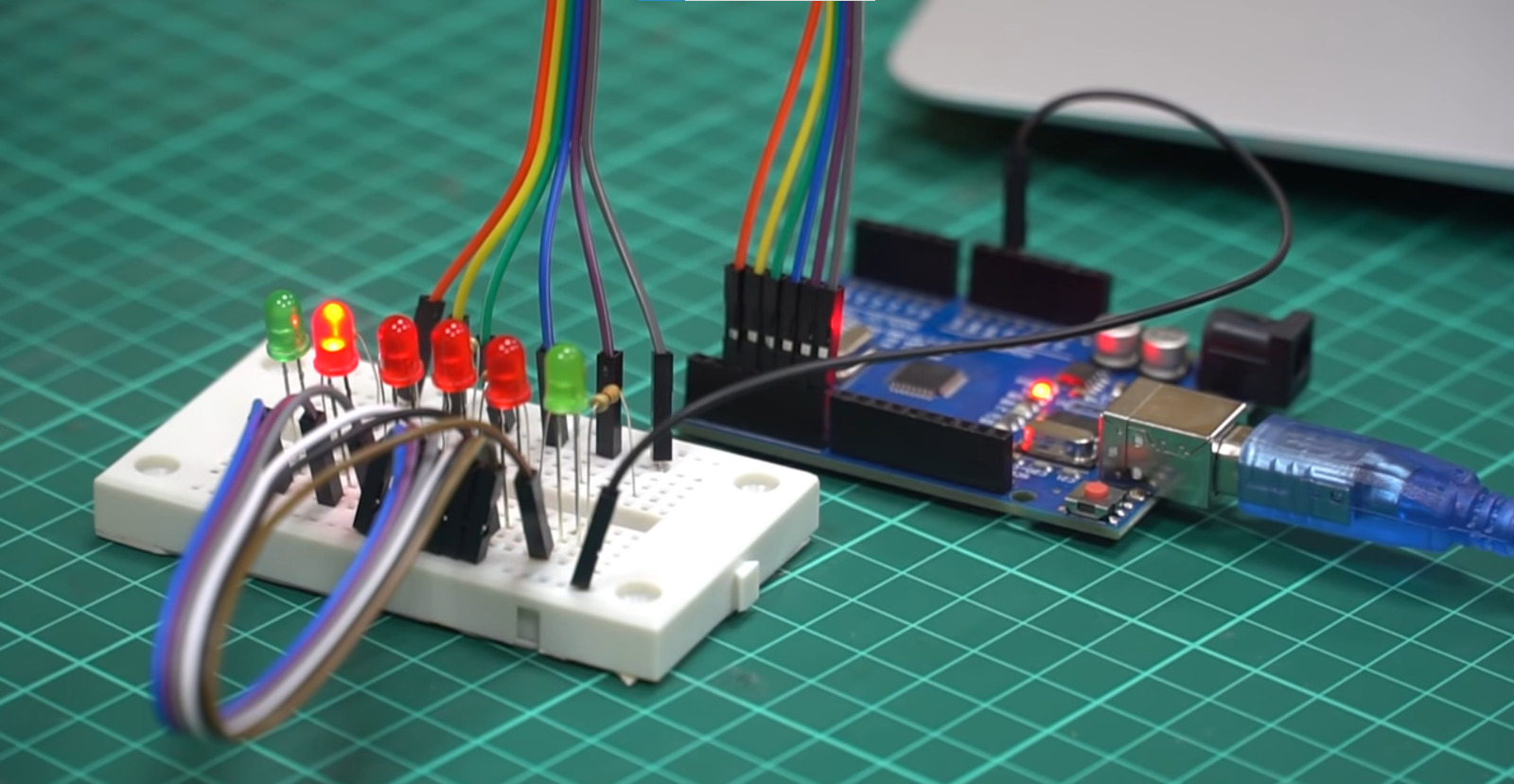 For Döngüsü Mantığını Arduino İle Öğren! Kara Şimşek Uygulaması Yap